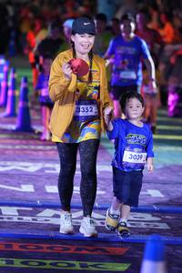 BIB: 100, 3039
                            <button type="button" onclick="openModal(26261948)" class="btn btn-primary btn-sm float-right btn-popup" data-toggle="modal" data-target=".modal-high-quality">
                        <i class="fas fa-shopping-cart"></i> Add to Cart
                    </button>
                                            <button type="button" onclick="isThisMe(26261948, true)" class="btn btn-success btn-sm float-right btn-popup btn-isme hidden" data-toggle="tooltip" data-placement="bottom" title="นี่คือรูปของคุณใช่ไหม คลิกที่นี่เพื่อเอาเข้าอัลบั้ม">
                        <i class="fas fa-plus"></i> Add to album
                    </button>
                    <button type="button" onclick="isThisMe(26261948, false)" class="btn btn-warning btn-sm float-right btn-popup btn-isnotme hidden">
                        <i class="fas fa-ban"></i> Remove from album
                    </button>